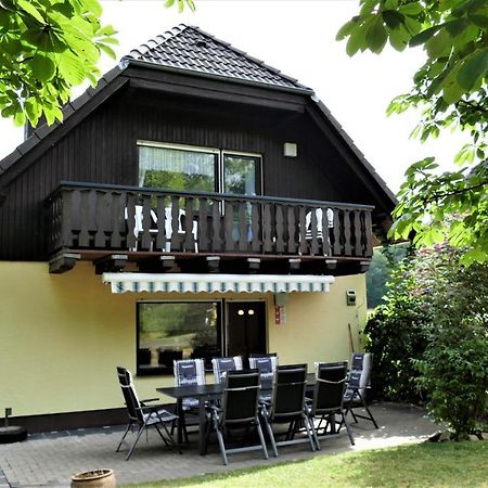 Helles Ferienhaus Im Landhausstil Fuer Bis Zu 10 Personen Frielendorf Extérieur photo