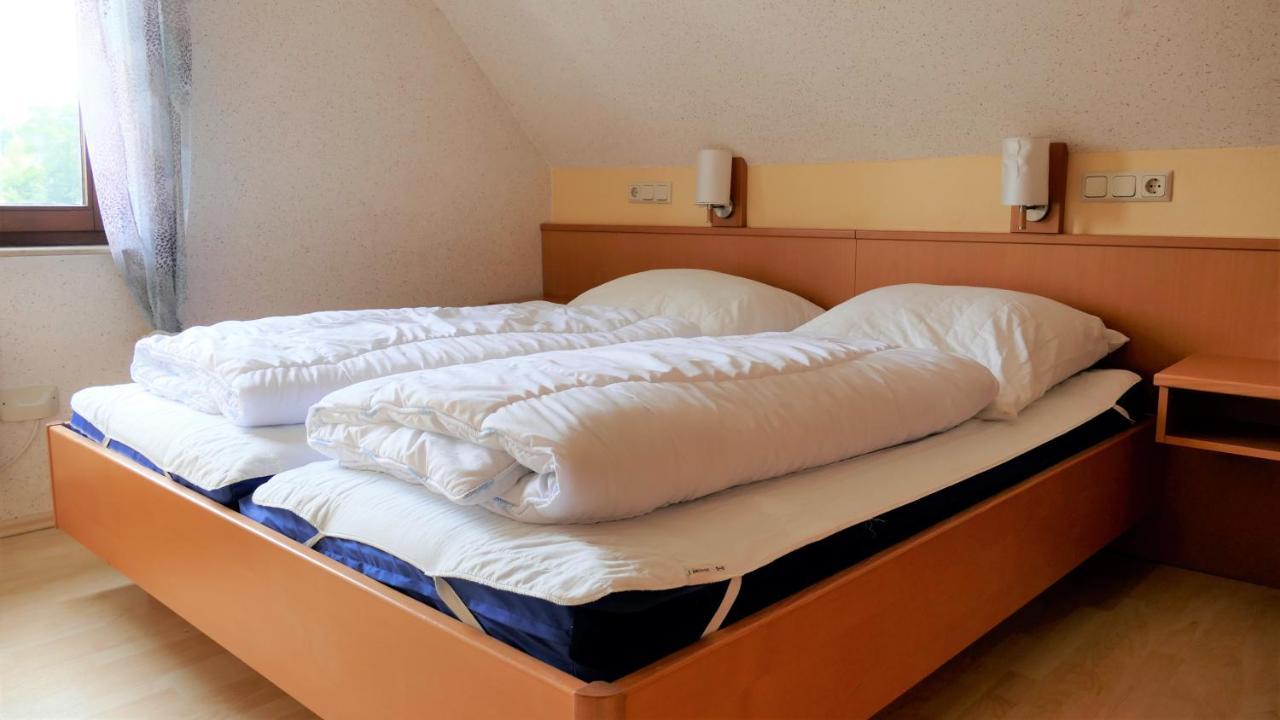 Helles Ferienhaus Im Landhausstil Fuer Bis Zu 10 Personen Frielendorf Extérieur photo