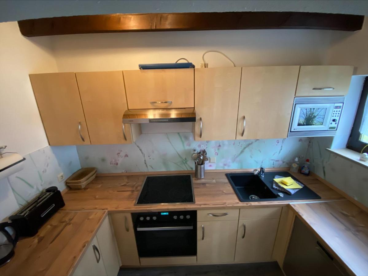 Helles Ferienhaus Im Landhausstil Fuer Bis Zu 10 Personen Frielendorf Extérieur photo